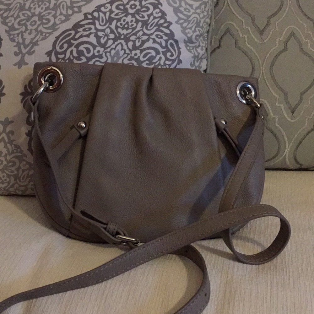 Crossbody purse